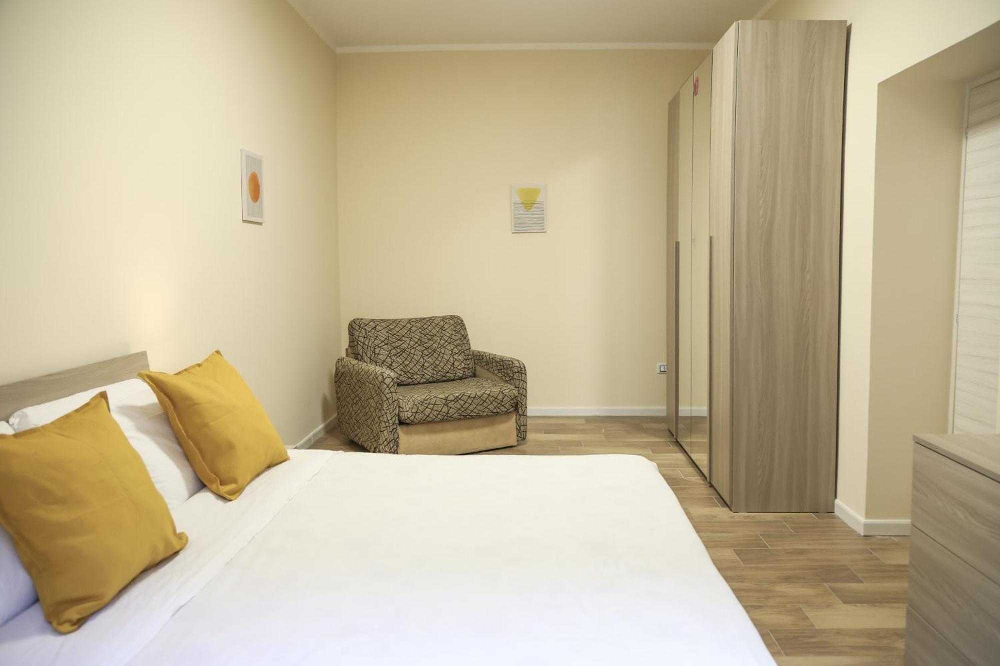 King Ladislao Apartment By Wonderful Italy Napoli Ngoại thất bức ảnh